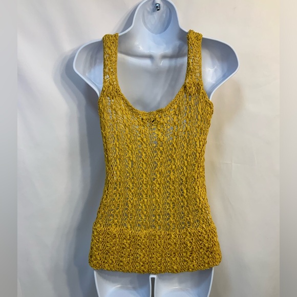 Rachel Zoe Women’s Yellow Crochet Sleeveless Top - Picture 2 of 4